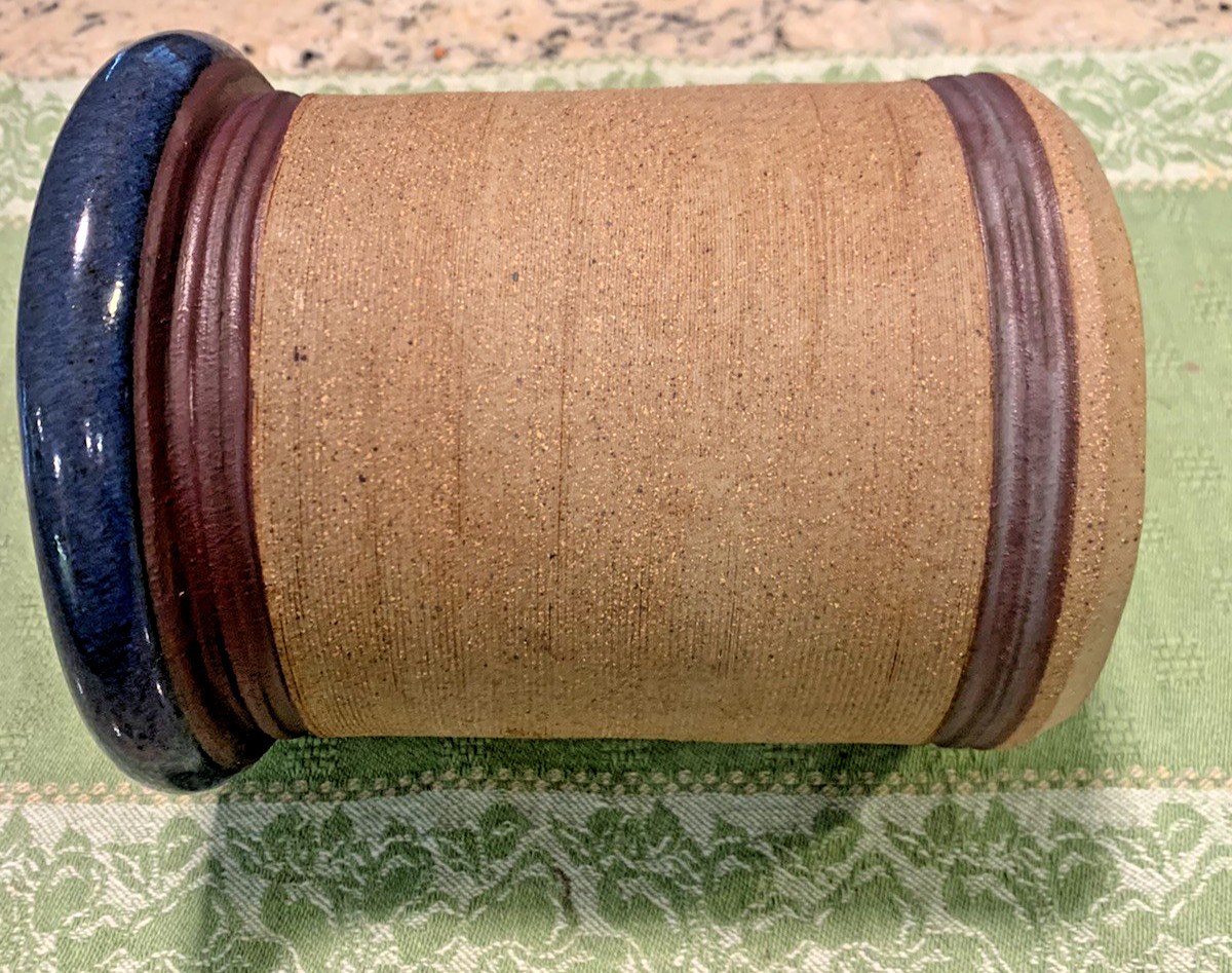 Signed Meredith studio stoneware art pottery Vase handmade 80’s 6.5 inches tall