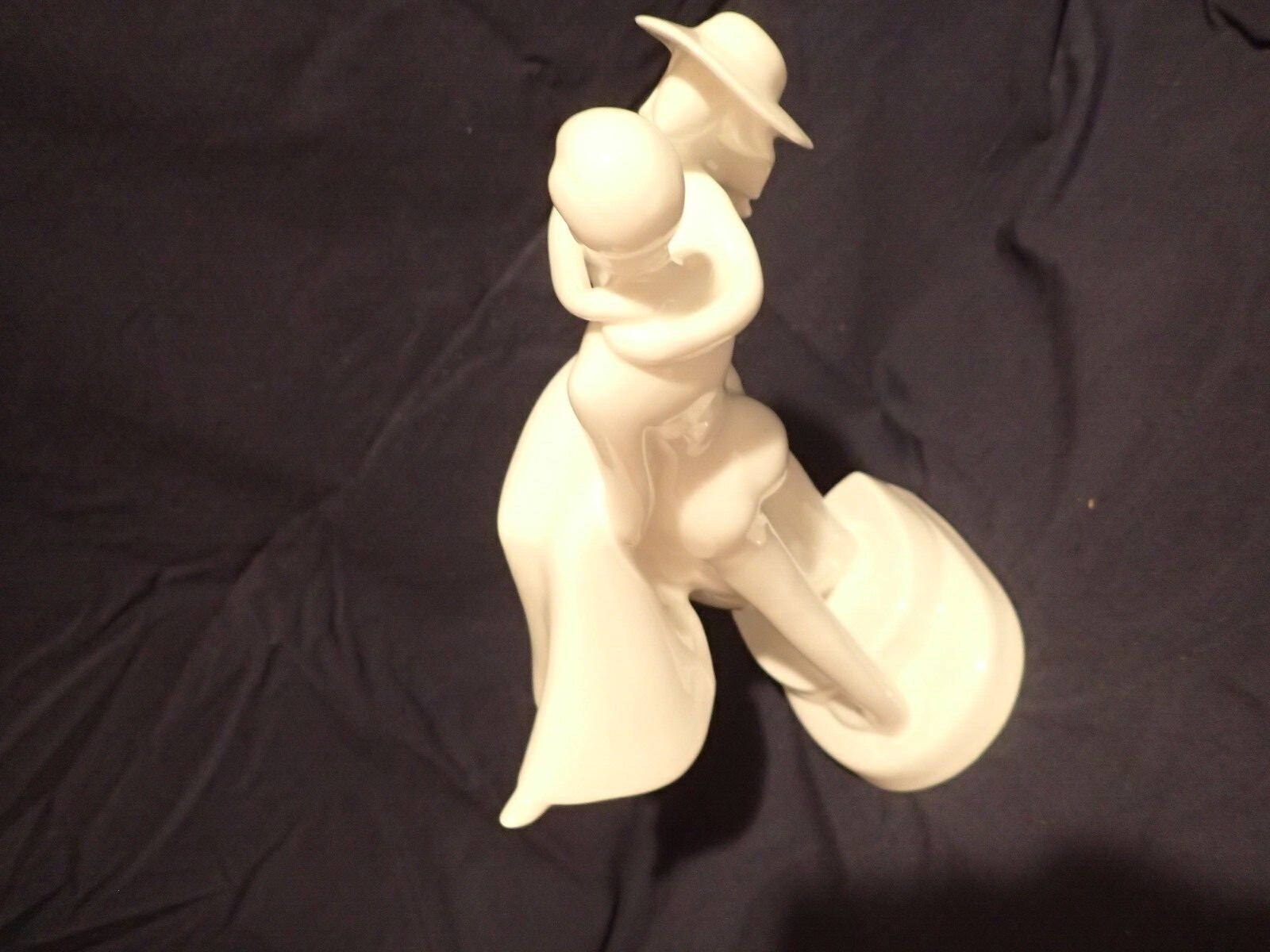 ROYAL DOULTON ENGLAND, OVER THE THRESHOLD, HN3274 FIGURE, WHITE CHINA
