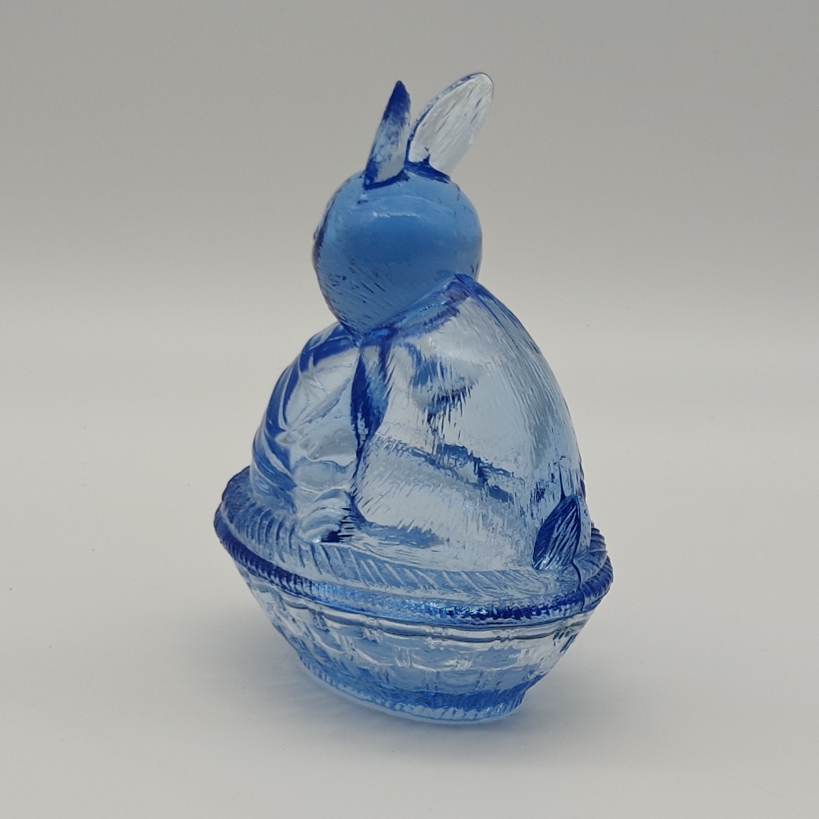 Glass Blue Bunny Rabbit On A Nest Holding An Egg Basket Weave 6” Tall NICE