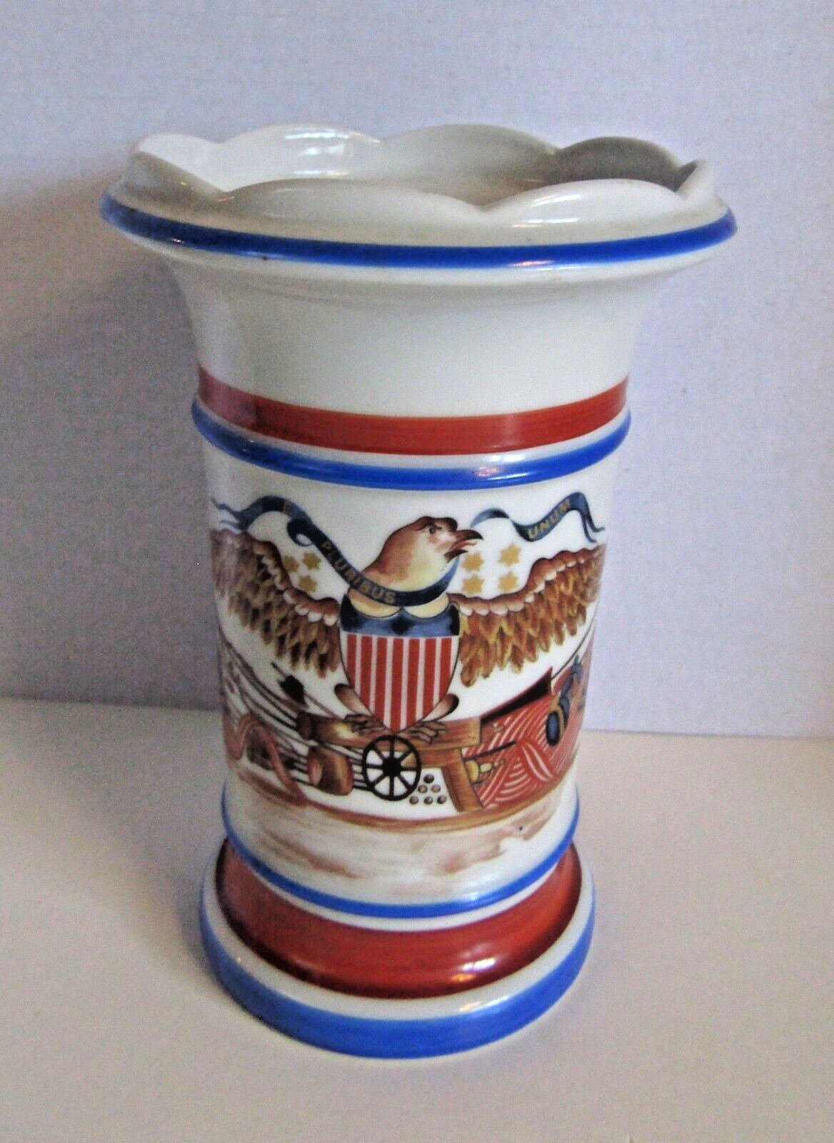 Mottahedeh Vista Alegre American Bicentennial Eagle Vase 1776-1976