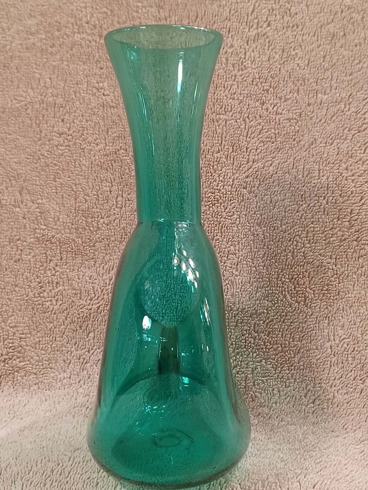 Vintage Blenko Glass #441 Pinched Center Donut Vase Green 7 3/8” Tall MCM