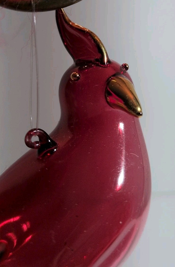 Vintage Hand blown Glass Cardinal W/ Gold Trim 4″T 3″ L 2.25″W