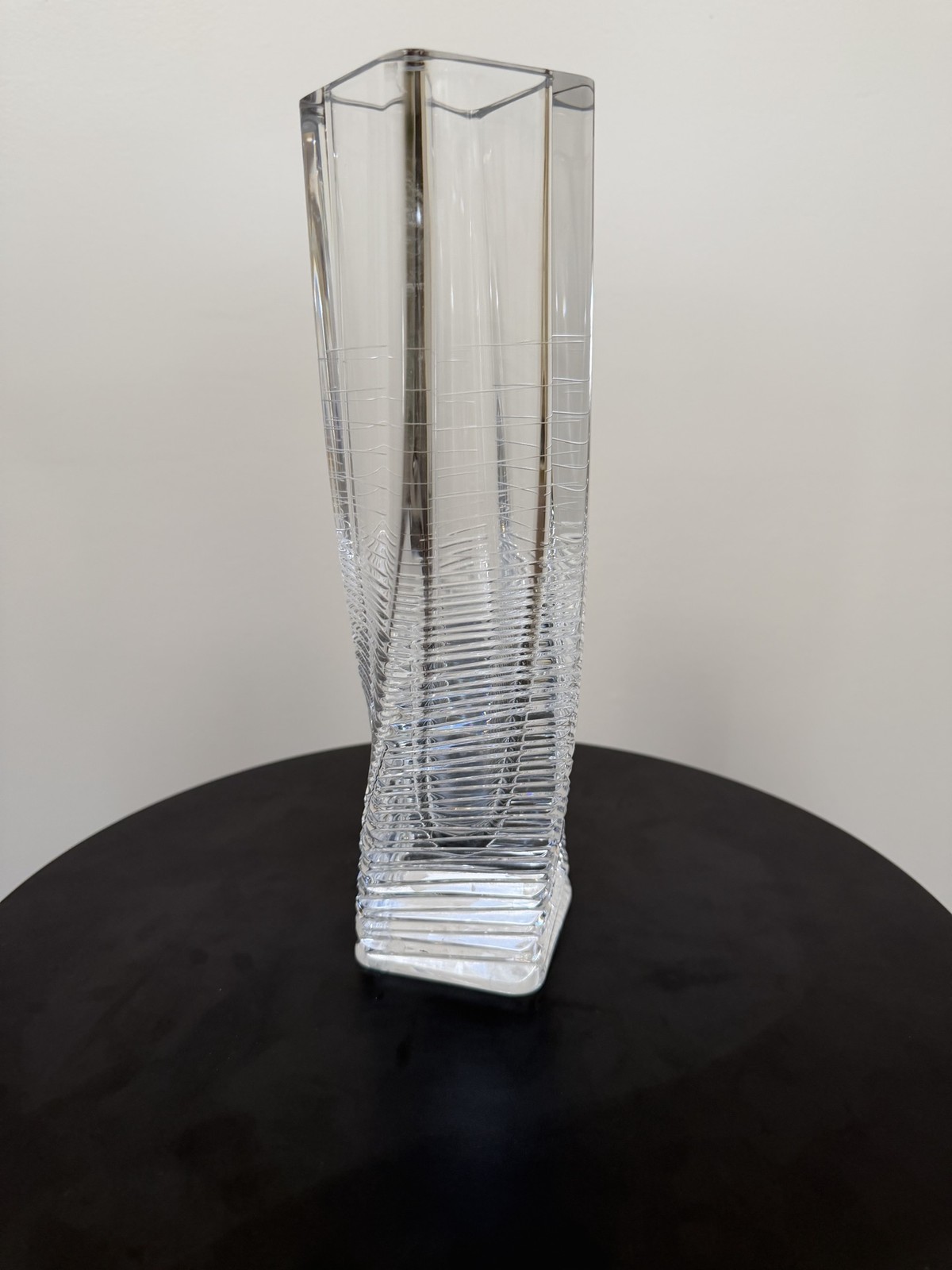 Fu Sosso for Hoya Signed Japanese Crystal Vase Twisted Square Ribbed 11.5″