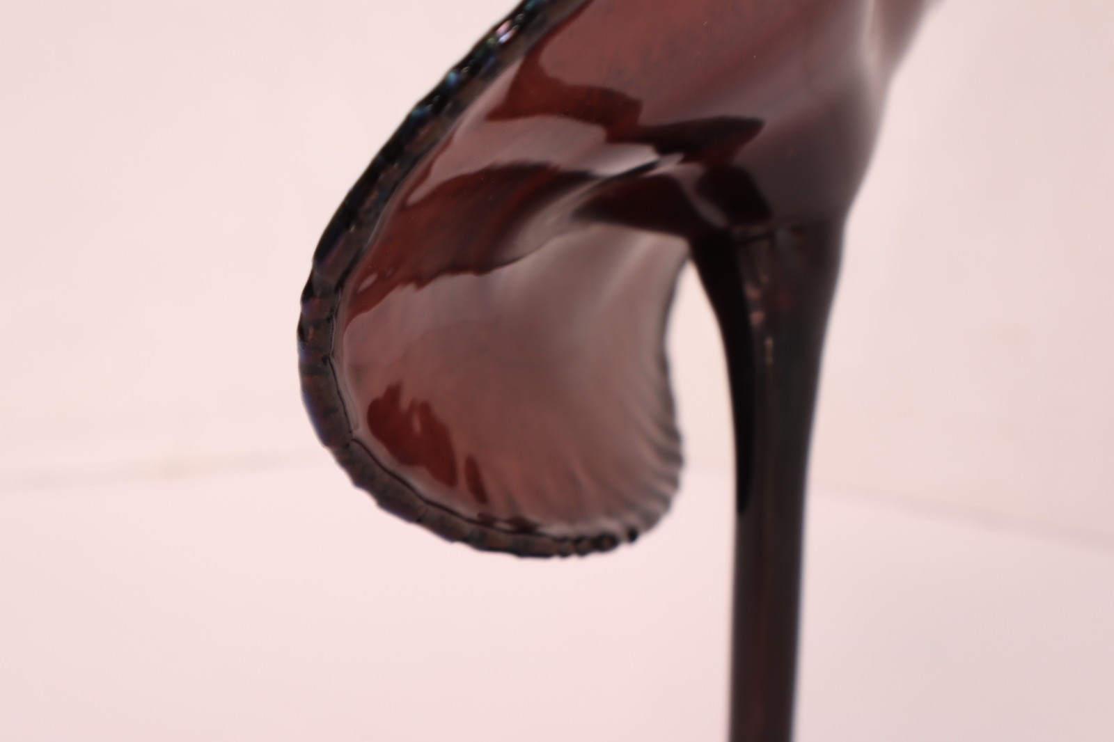 Stuart Abelman Iridescent Studio Art Glass Jack In The Pulpit 9.25″ Signed Vase