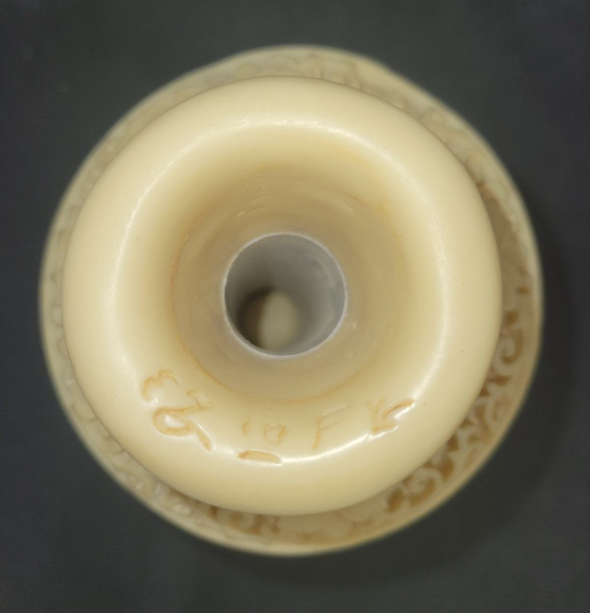 VINTAGE Norleans Hand Carved Signed Vase Made In Italy Japanese Garden Style 8″
