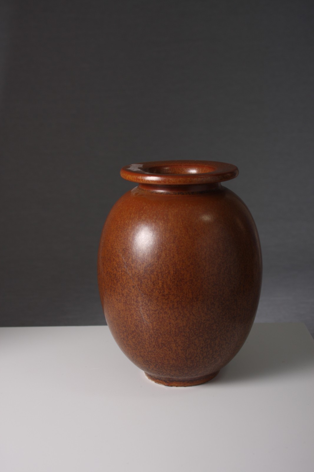 GUNNAR NYLUND – Brown studio vase – Rörstrand – Rorstrand – Sweden – 1950s