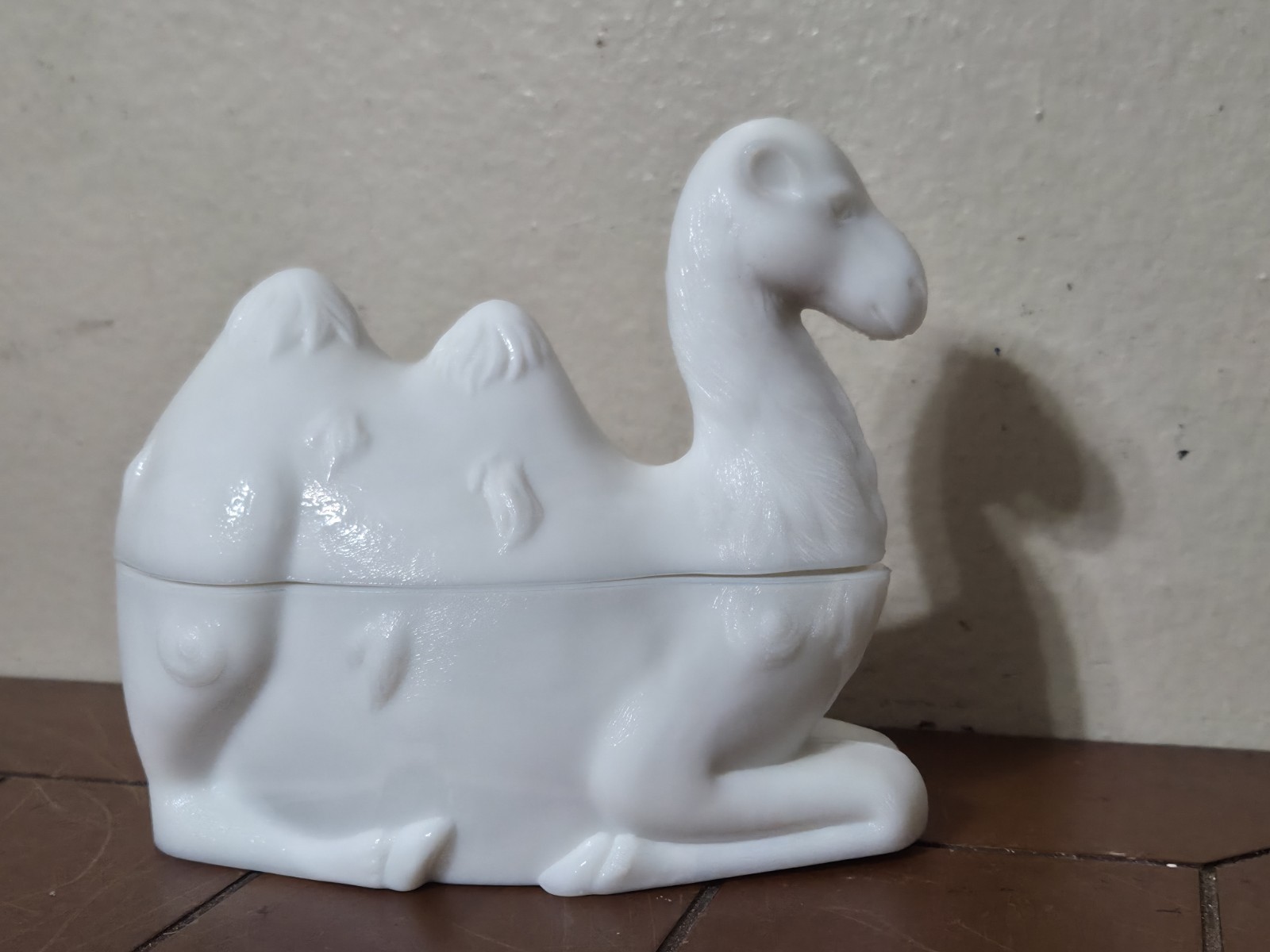 Vintage Milk Glass Covered Animal Dish with Lid 6″ Pressed Glass CAMEL Box & Lid