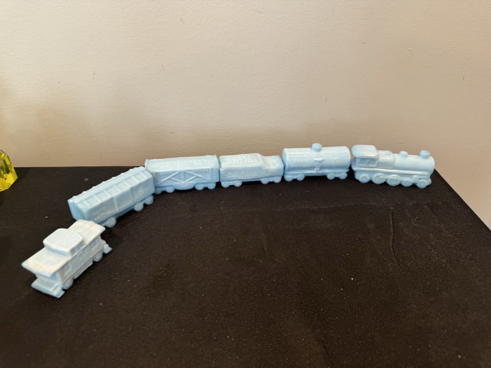 Boyd Glass Train set