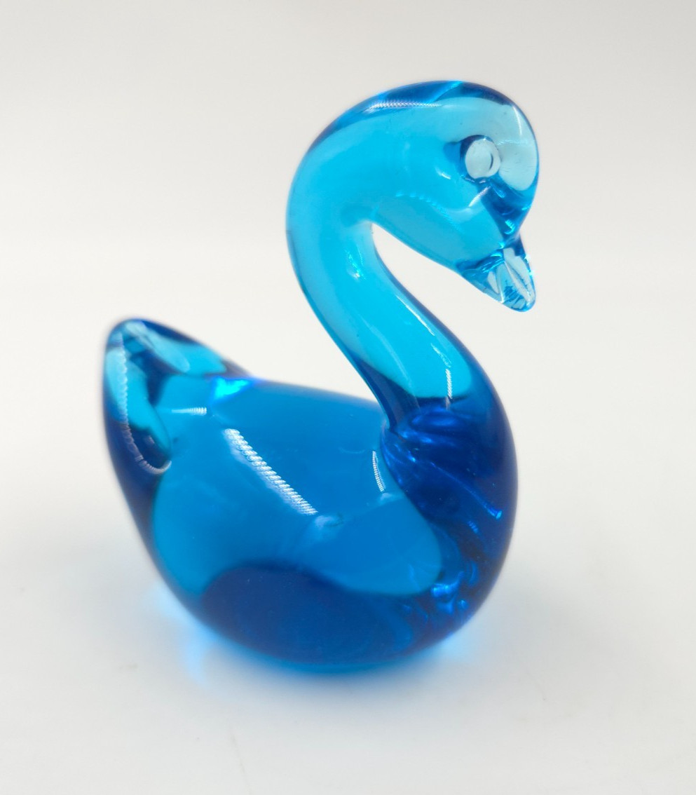 Titan Art Glass Blue Swan Paperweight – Hand Made