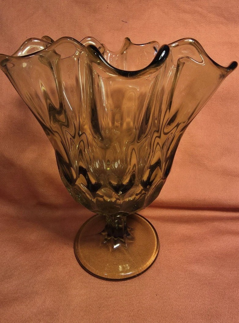 Fenton Glass Thumbprint in Colonial Green Handkerchief Swung Vase 7″ tall