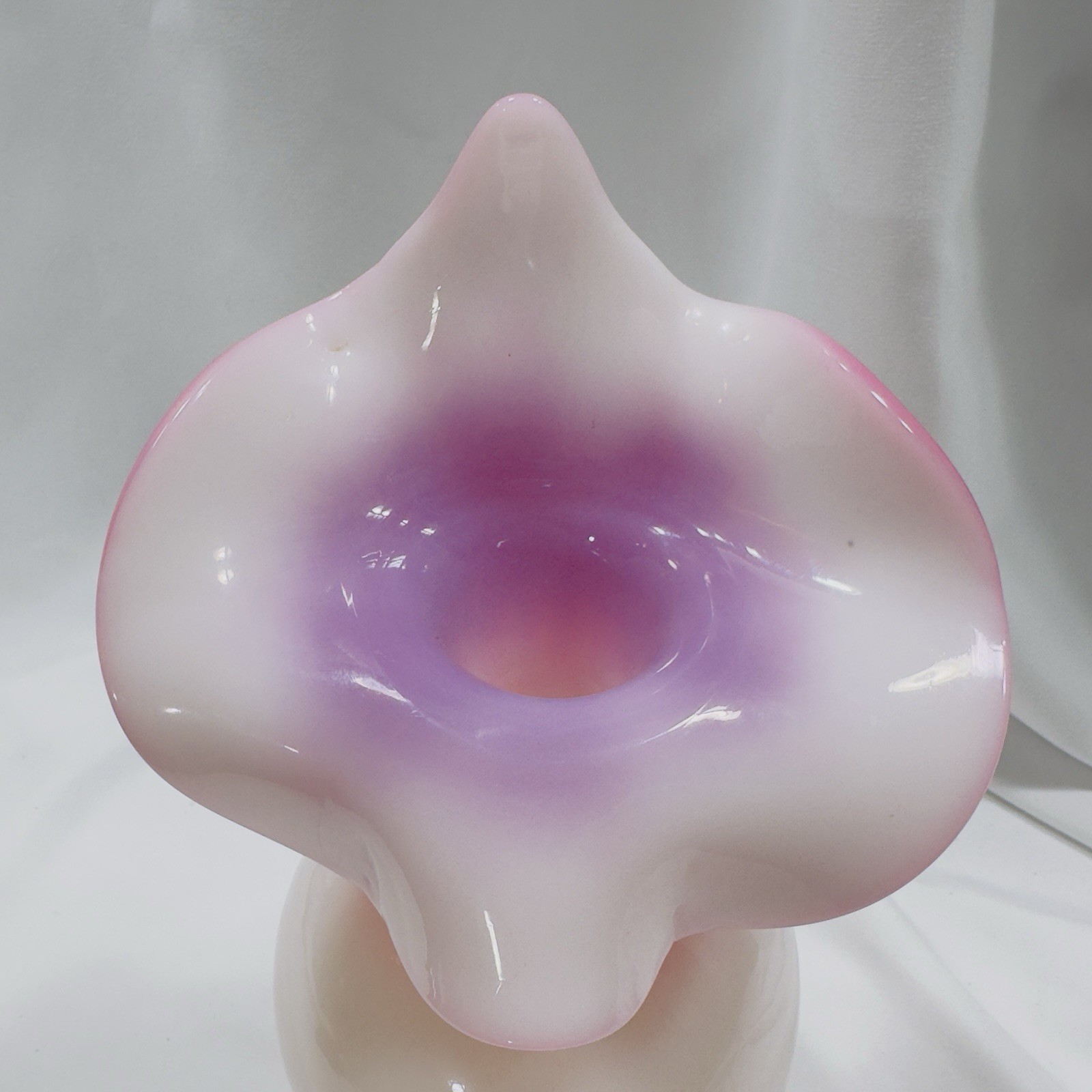 Art Glass Jack in the Pulpit White Pink Purple Ombre Glass 10.5″ Vase Wavy