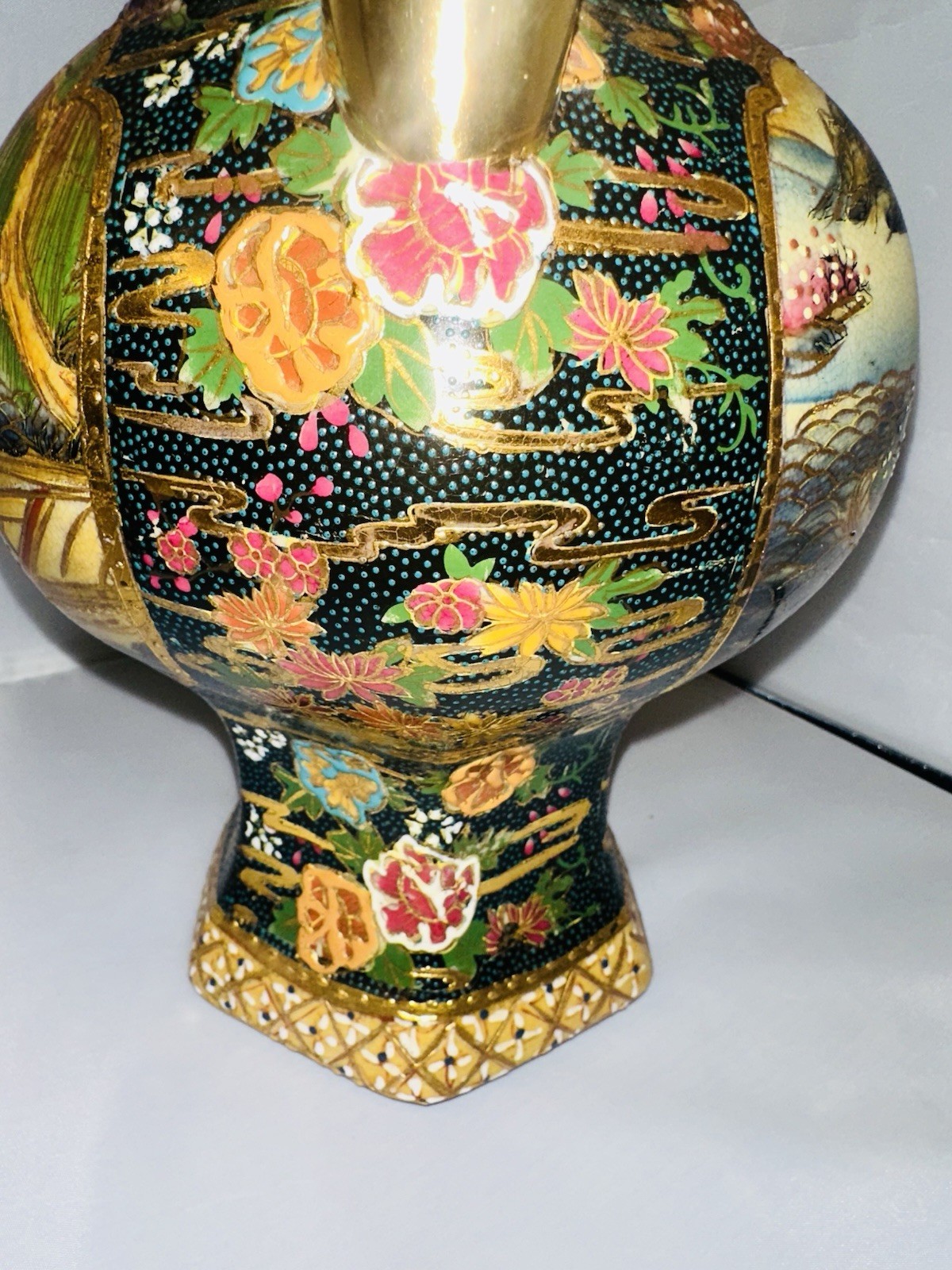 Vintage Royal Satsuma Hand Painted Vase#excellent condition #brilliant colors