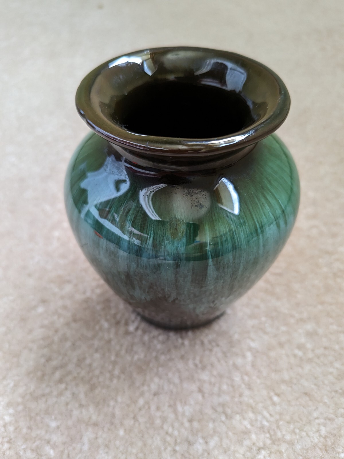 BLUE MOUNTAIN POTTERY 4″ VASE BEAUTIFUL DRIP TURQUOISE GLASS OVER DARK BROWN