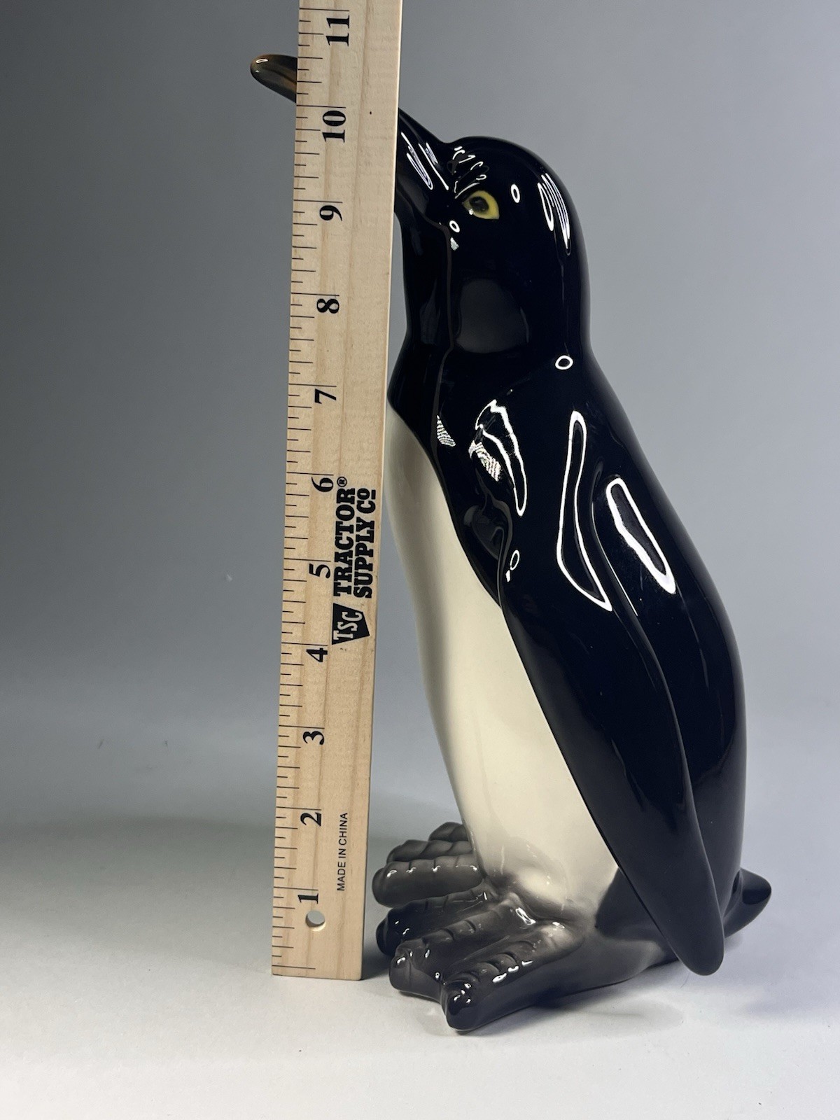 Goldcrest Fine China 10.5″ Penguin Figurine, USA Vintage