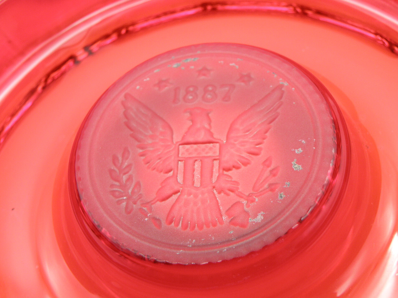 Vtg Ruby Red FOSTORIA American Eagle Coin 1887 Glass Cigar Cigarett Ashtray 7.5″