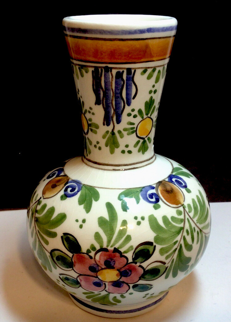 Defltse Pauw DP Pottery Delft Dutch Holland Vase Hand Painted Floral Signed