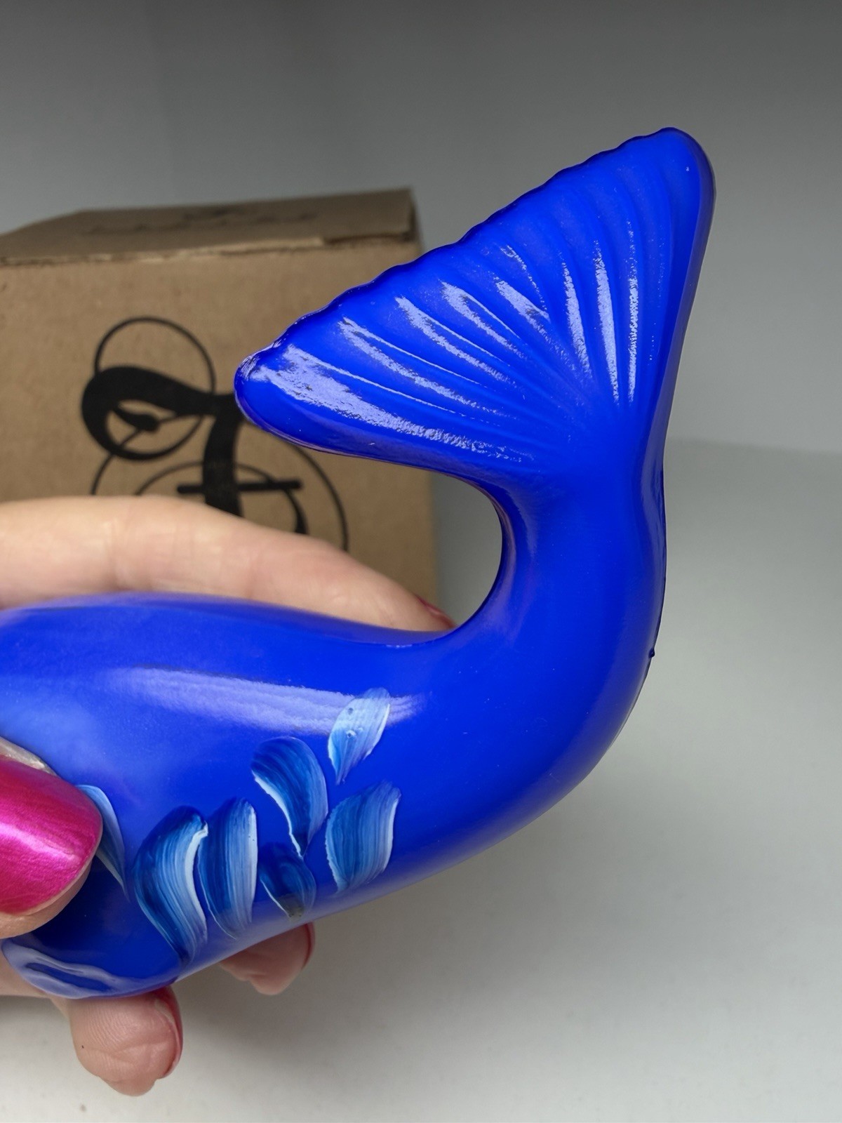 Fenton Blue Glass Whale, Hand Painted PNWFA ’04 Special Edition