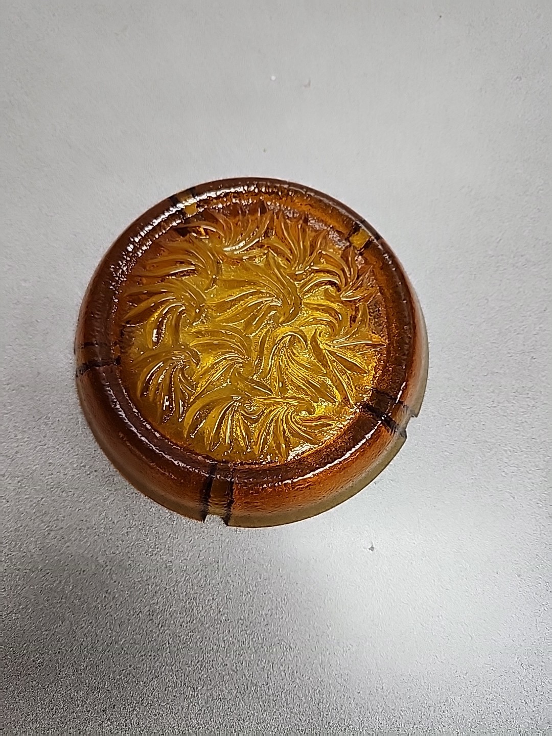 L.E. Smith Sand Scroll Heavy Amber Glass Ash Tray 7 1/4 Textured Design Vintage