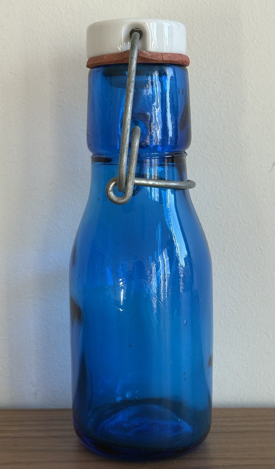 VTG Cobalt Blue Glass Bottle Wire Clasp & Porcelain Top Farmhouse Kitchen Decor