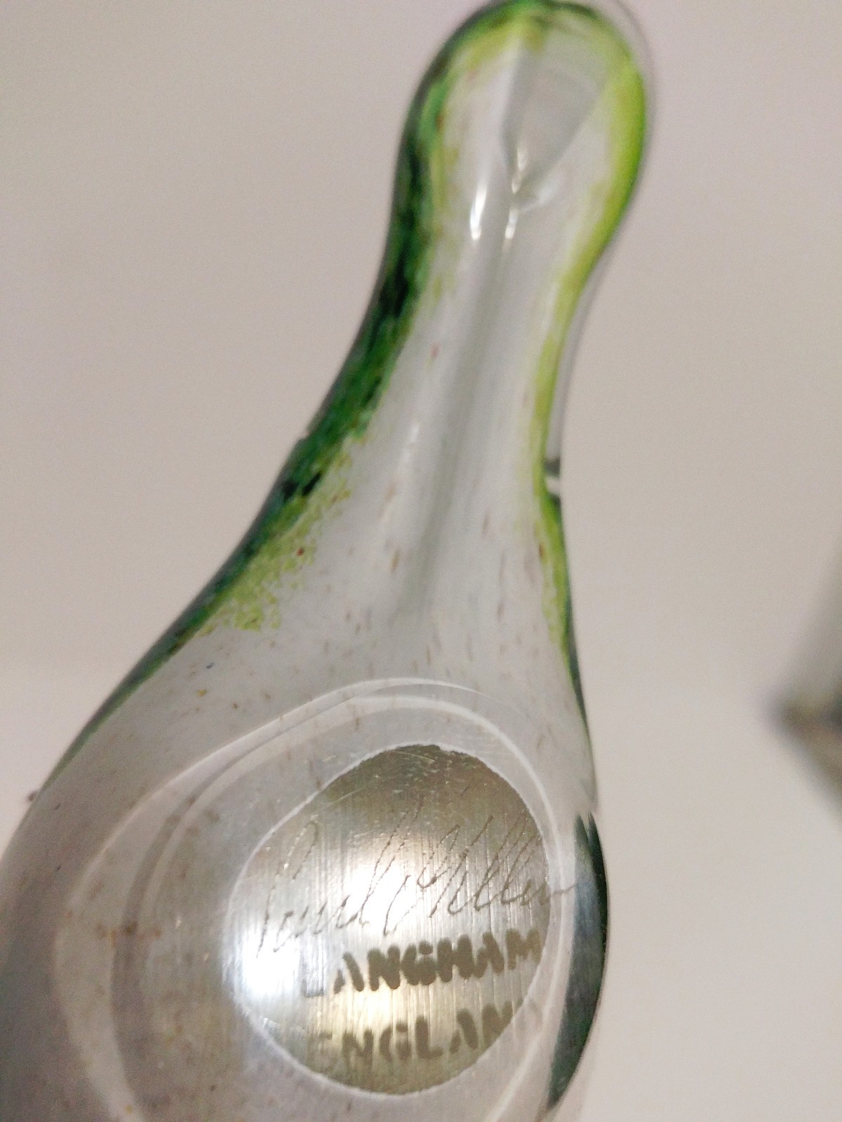 Langham England Paul Miller Signed 6″ Hand Blown Art Glass Hummingbird READ