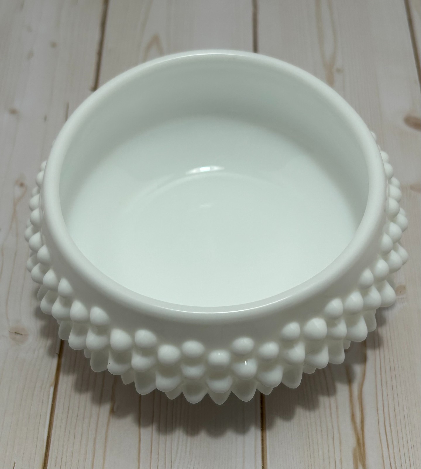 Vintage Fenton Hobnail Milk Glass Trinket Vanity Puff Box ~ Chipped Lid