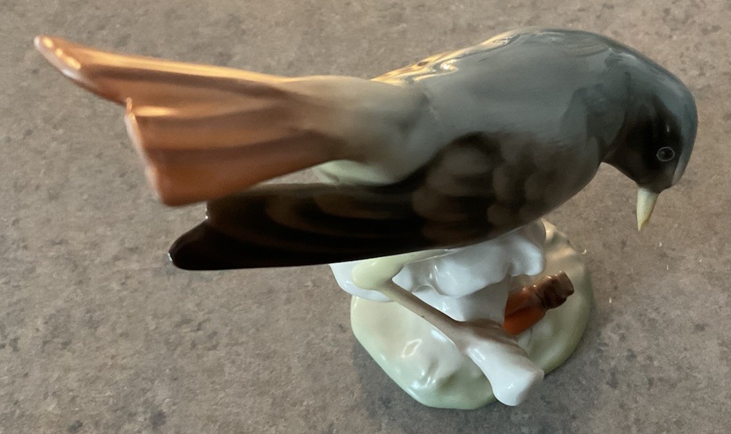 HUTSCHENREUTHER :: “REDSTART CHEN” 4 1/4” BIRD FIGURINE K Tutter 1960’s GERMANY