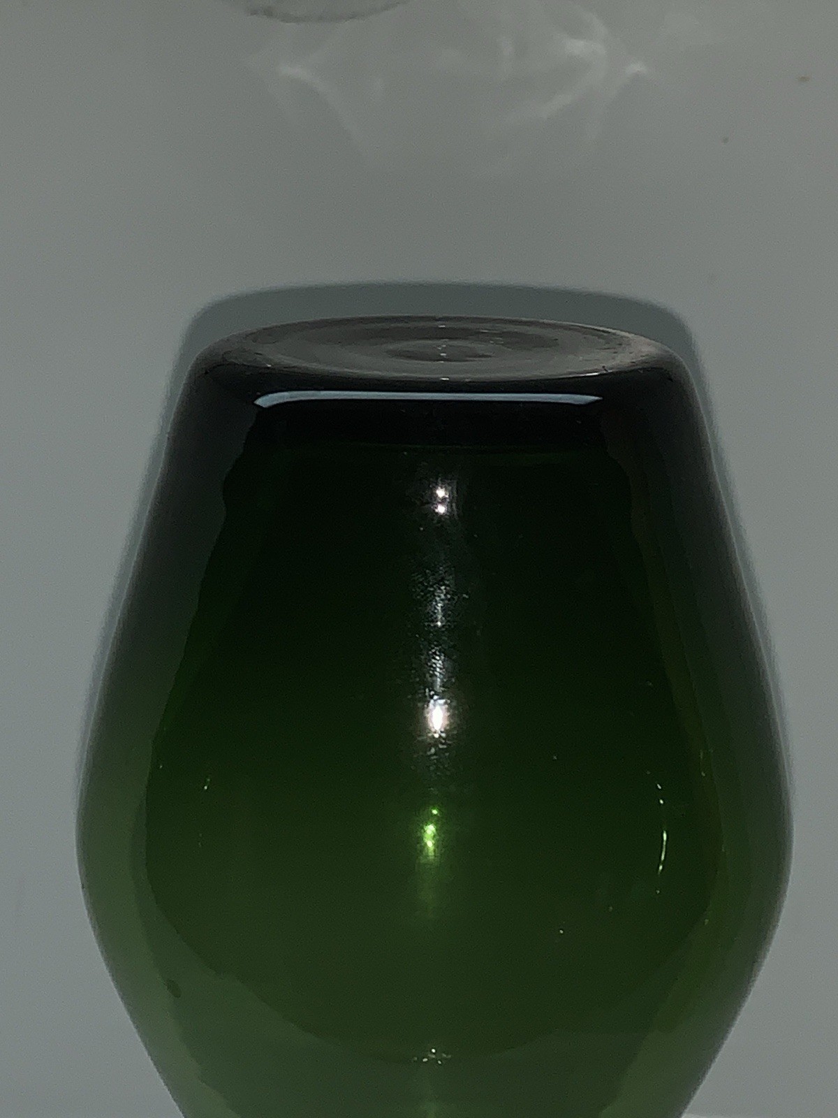 Magnor Norsk Green Glass Vase 9 1/4” ~ Norway