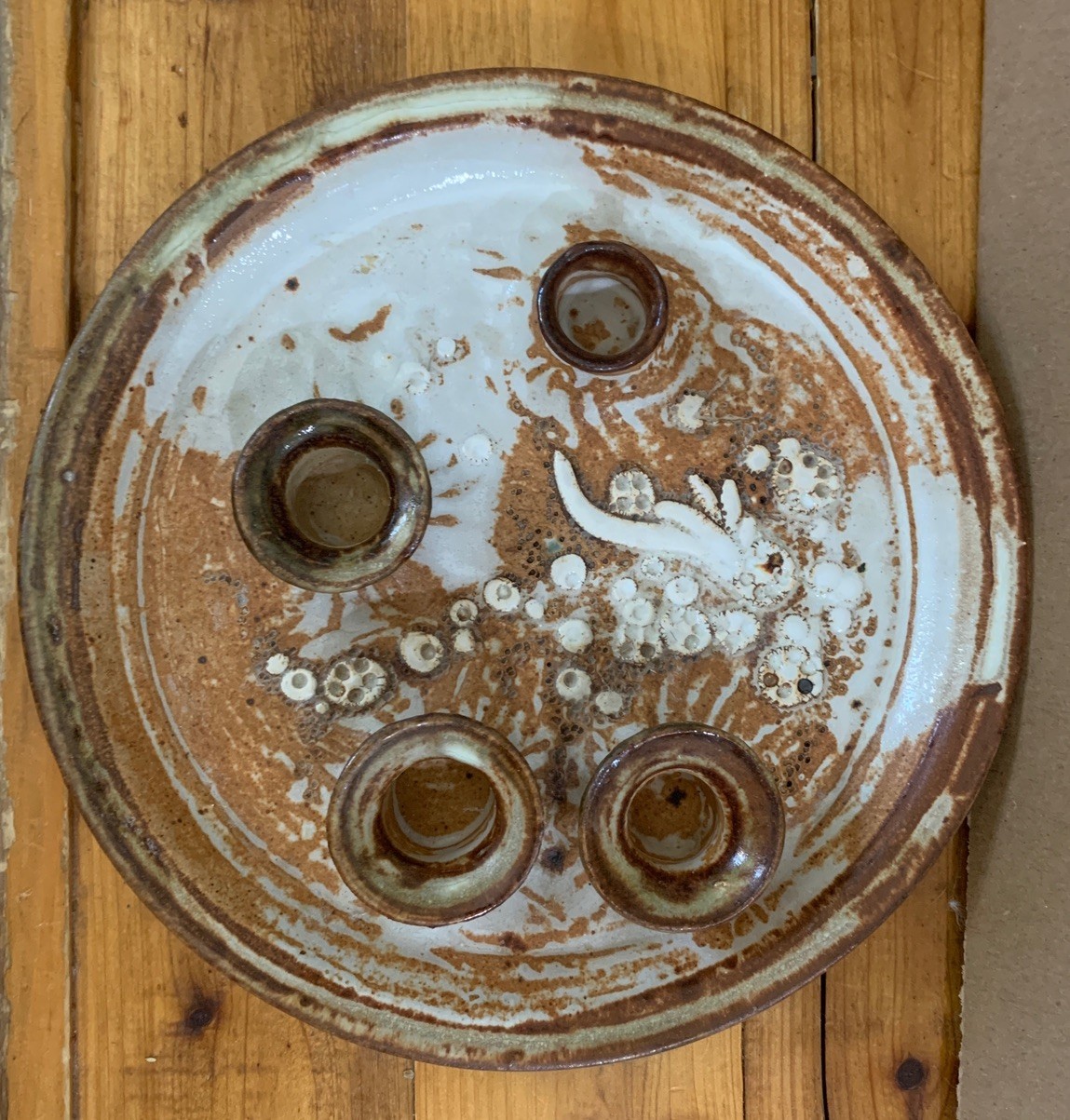 Stone Crow POTTERY CANDLE HOLDER PLATE 8 In 4 Pipe Nutmeg Pittsboro NC-Barnacles