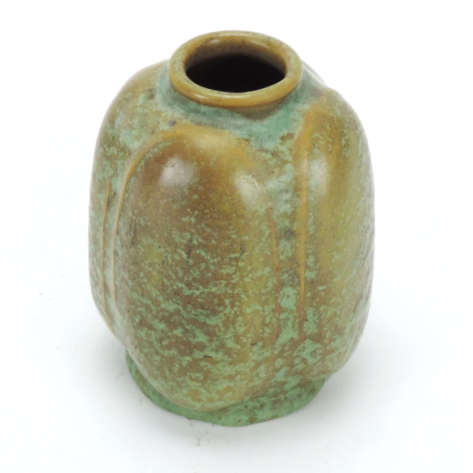 Chicago Crucible green brown mottled glaze 4 7/8″ lobed form vase arts & crafts