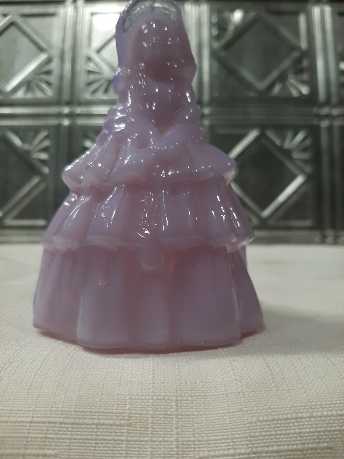 Vintage Boyd Glass “Louise” Lavender / Purple Colonial Lady Figurine