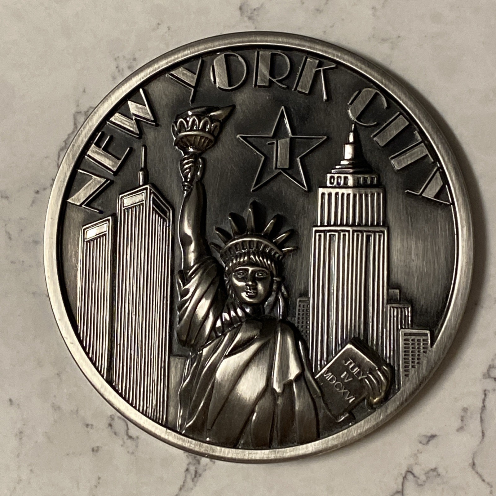 New York City Statue Of Liberty Paperweight Silver Color Souvenir Kings NYC