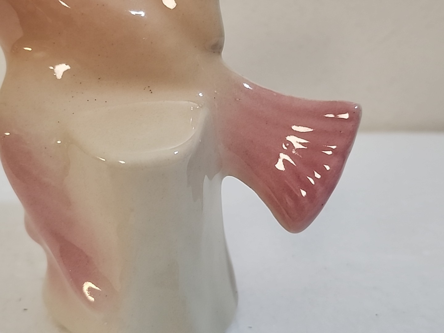 VTG Royal Copley Swallow Bird Tree Stump Figurine Pink Mauve MCM 1950’s Ceramic