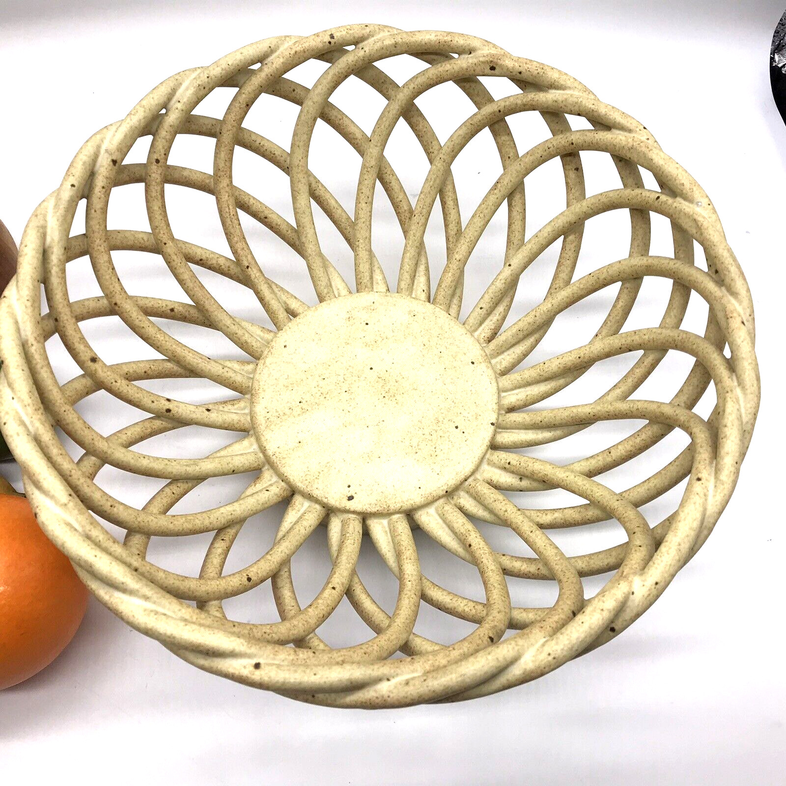 Round Woven Latticed Ceramic Fruit Bread Basket Bowl 10.5in with Wooden Fruit