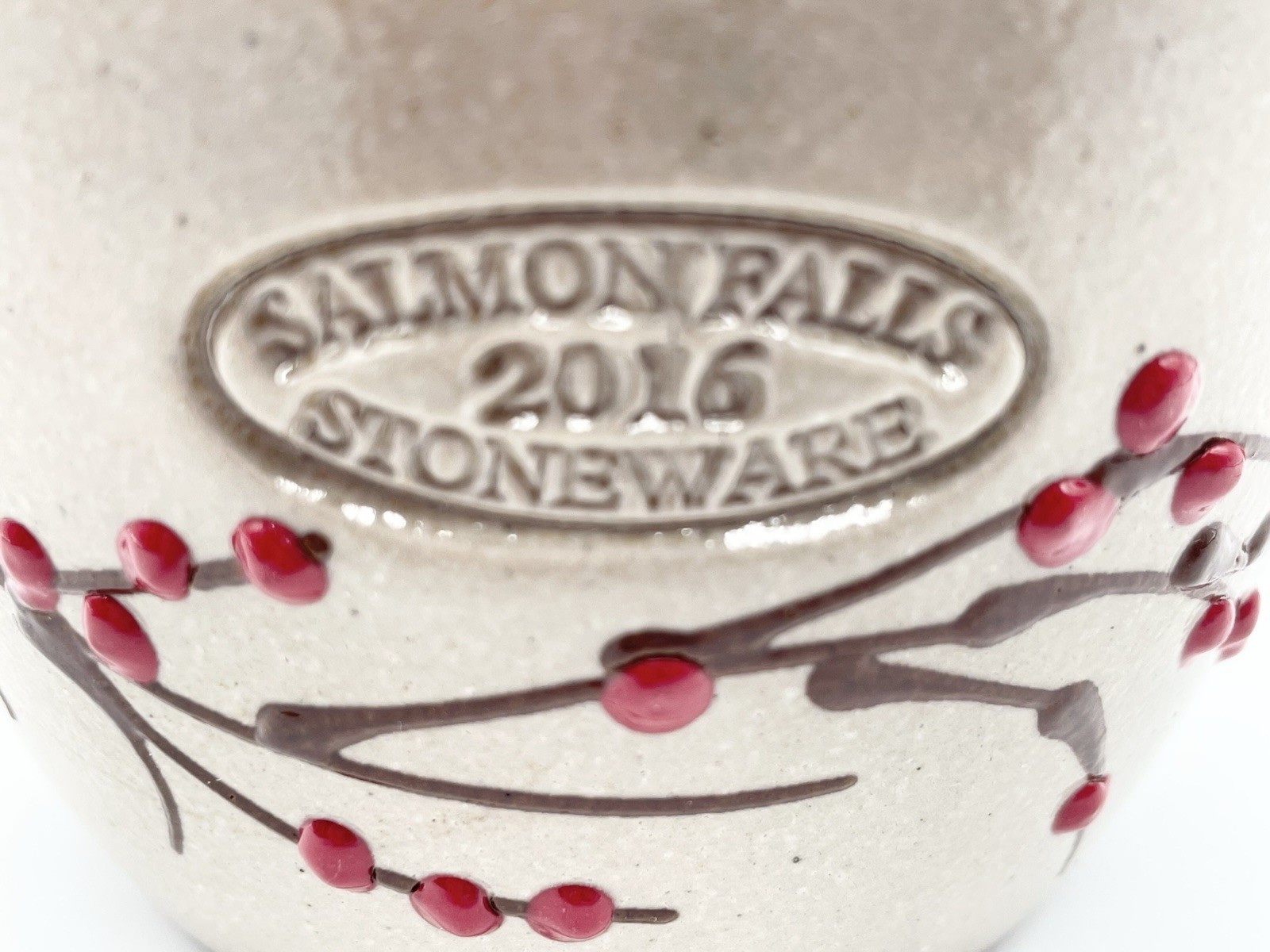 Salmon Falls Pottery Red Mountain Berry Pattern Small Bowl Stoneware 2016 Rare