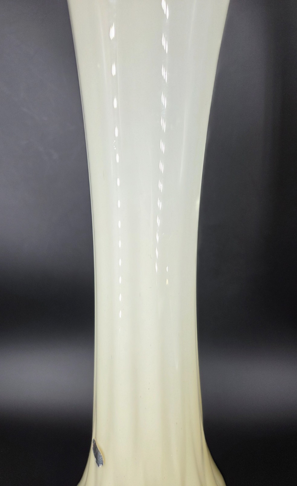 Vintage MURANO ITALY Extra Tall 20.5″ “BUTTER” yellow cased glass SWUNG VASE