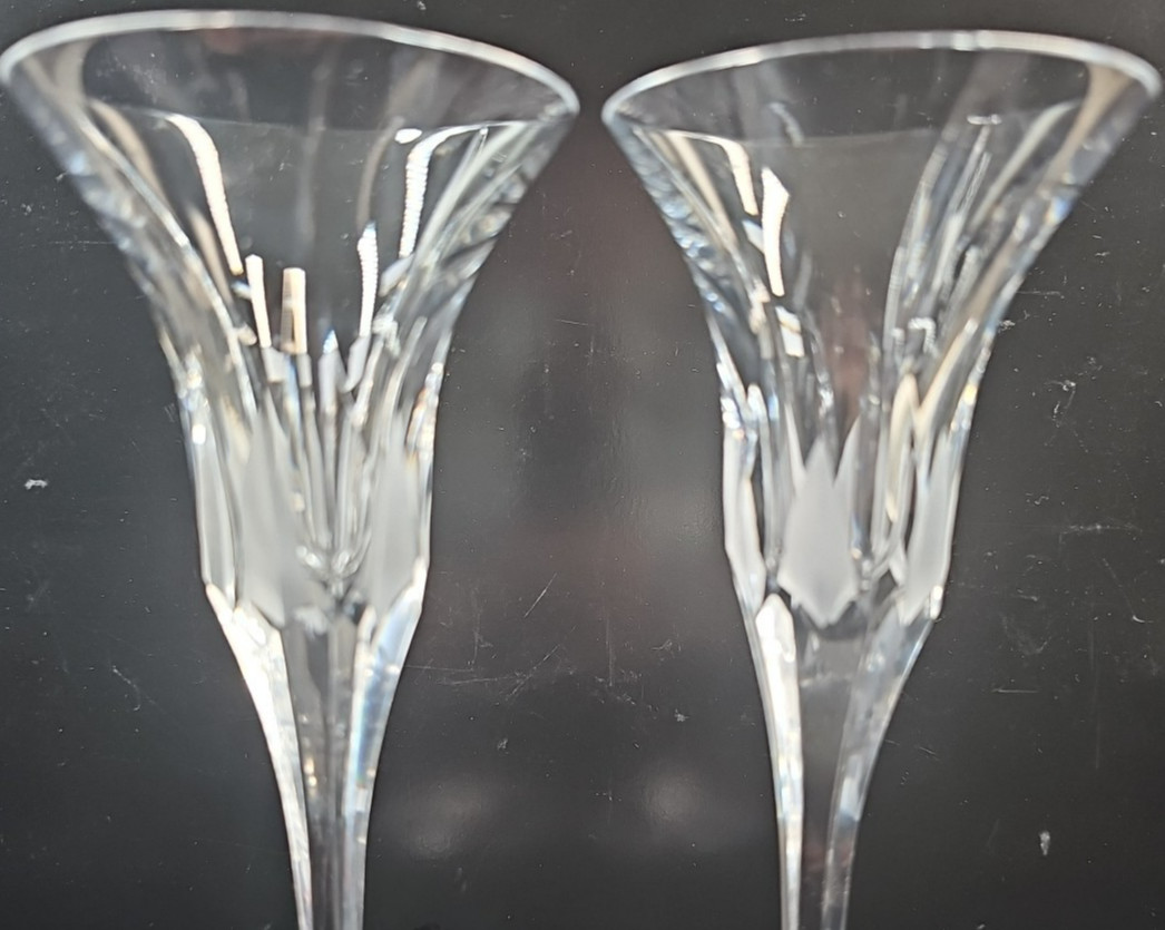 2 Mikasa Flame D’Amore Candleholders Set Elegant Crystal Cut Frosted Floral Lot