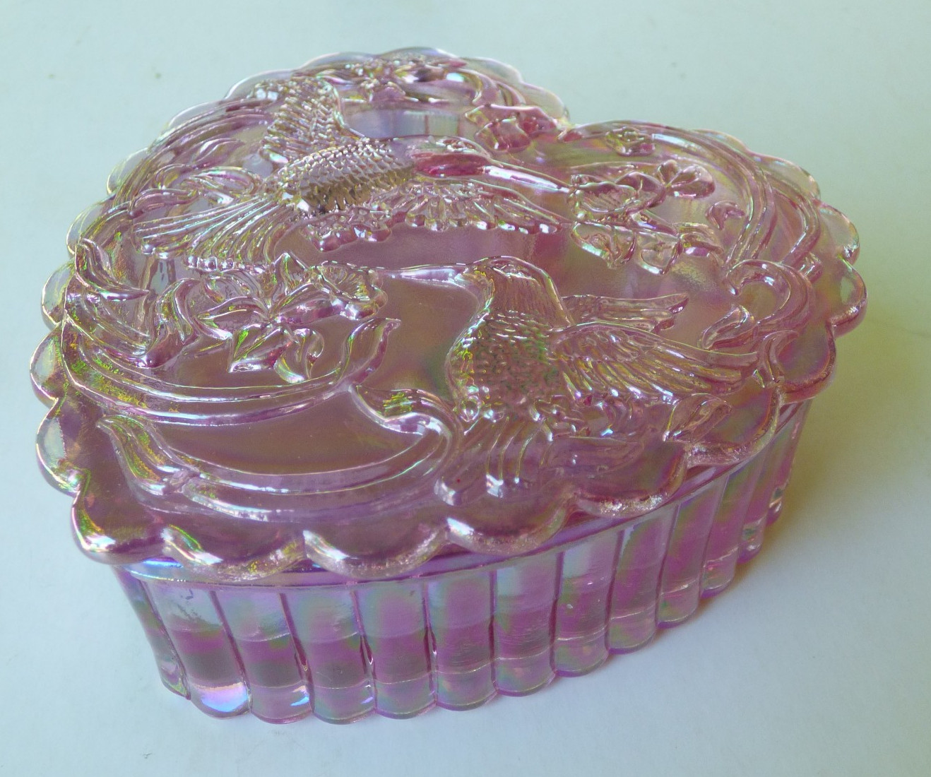 Fenton pink carnival glass Hummingbird covered heart shaped box