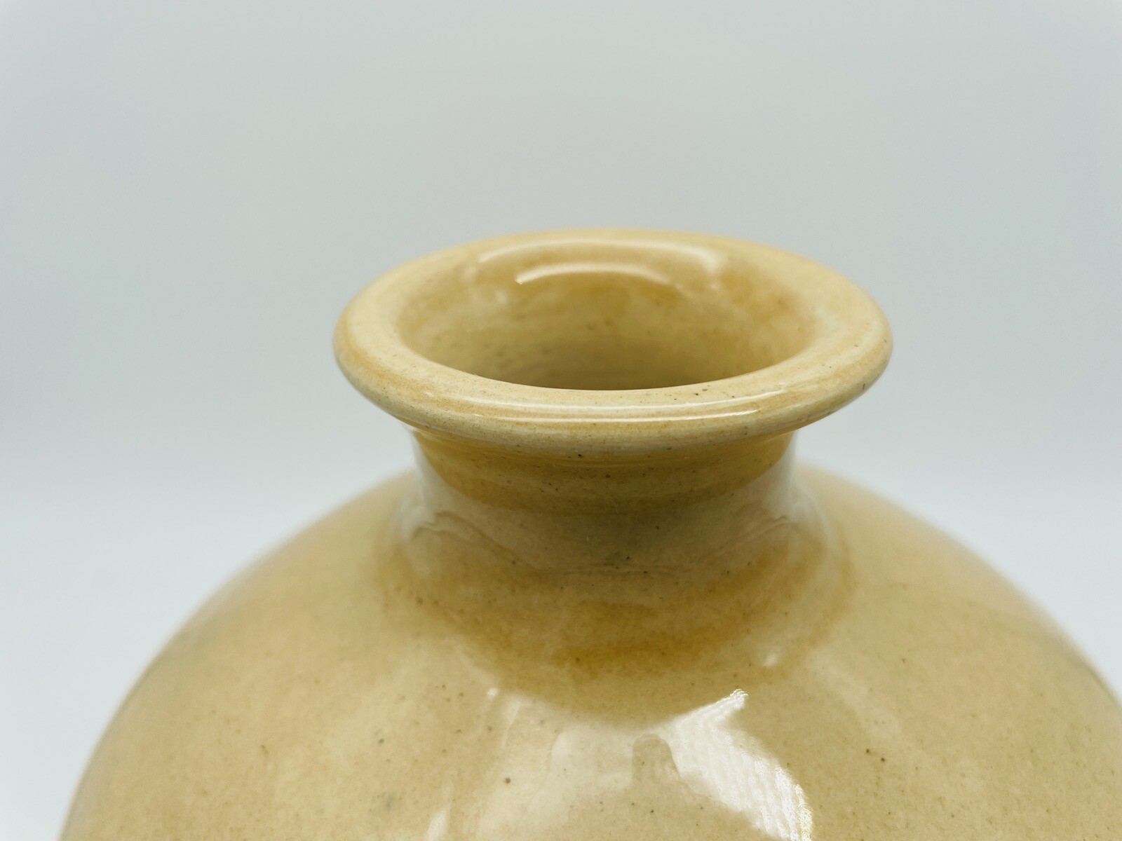 MCM Stoneware Pottery Vase Beige 4+ lbs Studio Art Signed Beautiful B1