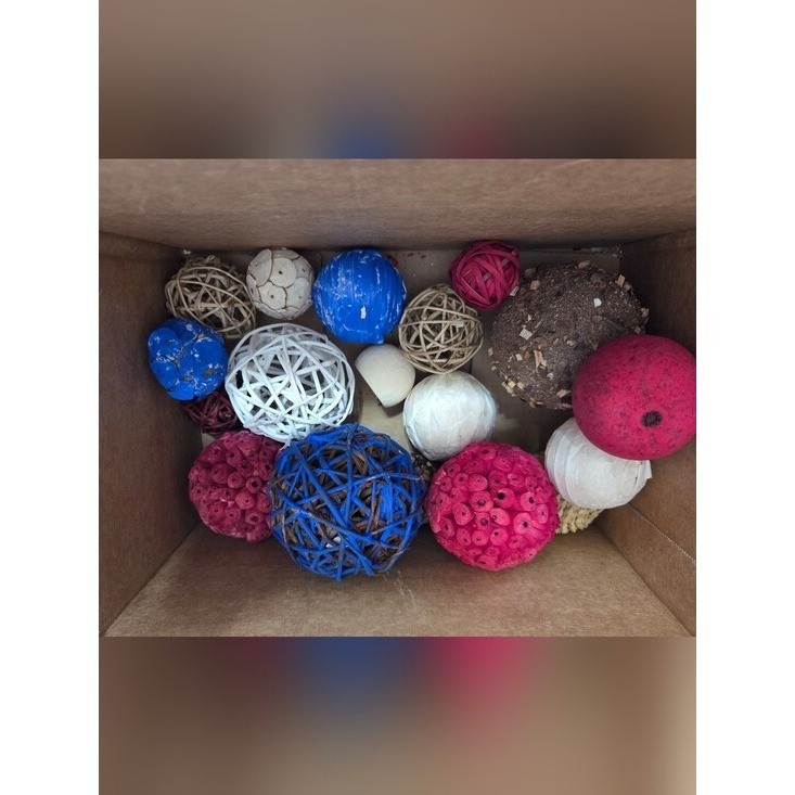 Decorative Rattan Straw Balls Set Centerpiece Or Bowl Fillers Red White And Blue