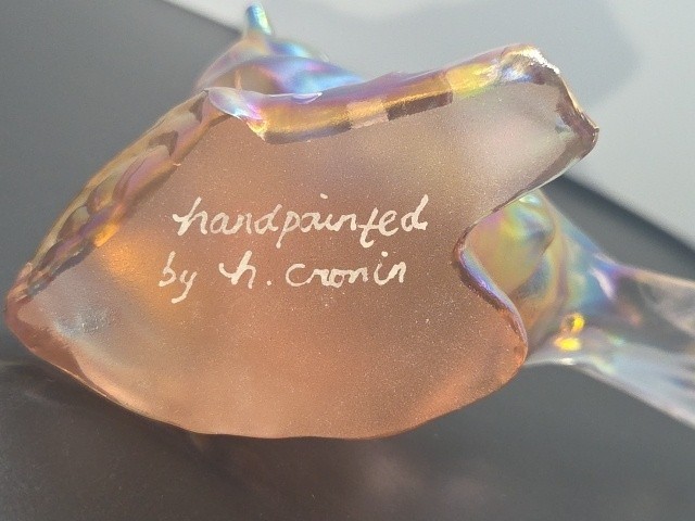 Fenton Pink Pearl Iridized Glass Bird on a Branch Hand Painted w Daisies+