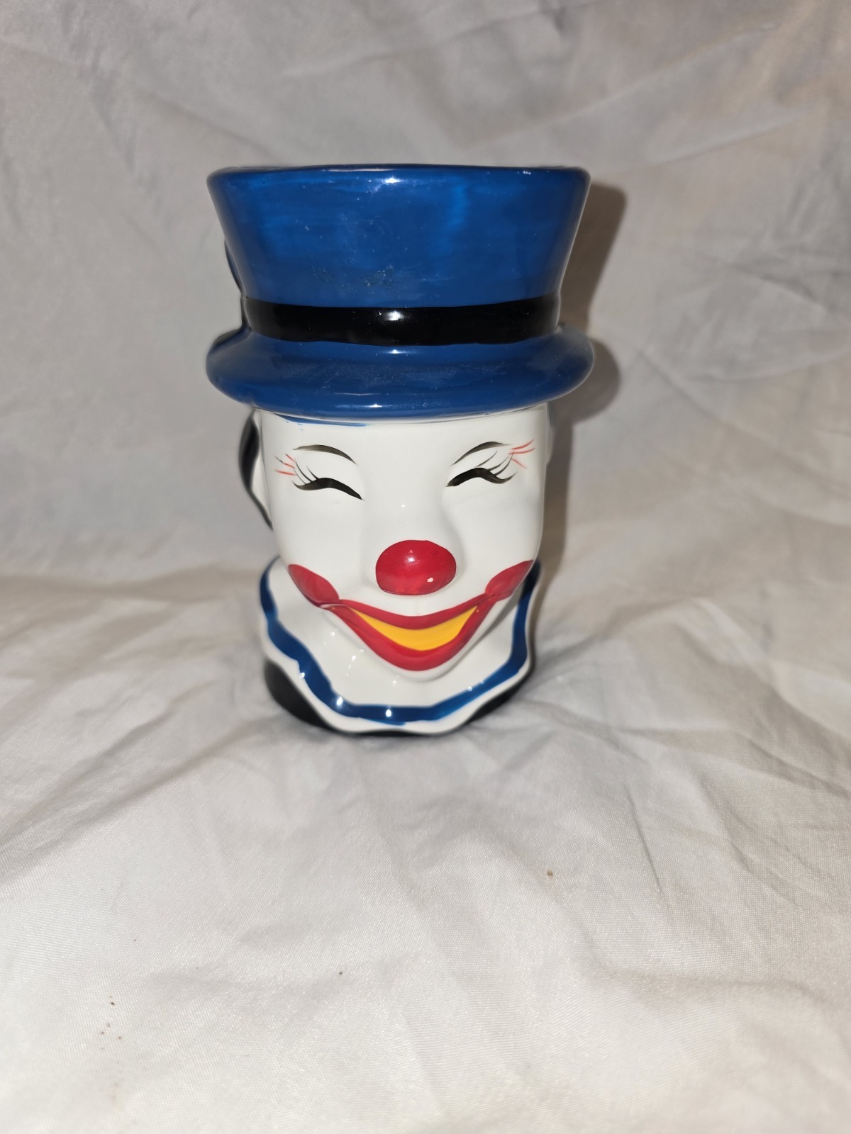 (Lot #16) Rubens Originals Vintage 1988 Ceramic Smiling Clown Vase/Planter, 5 “