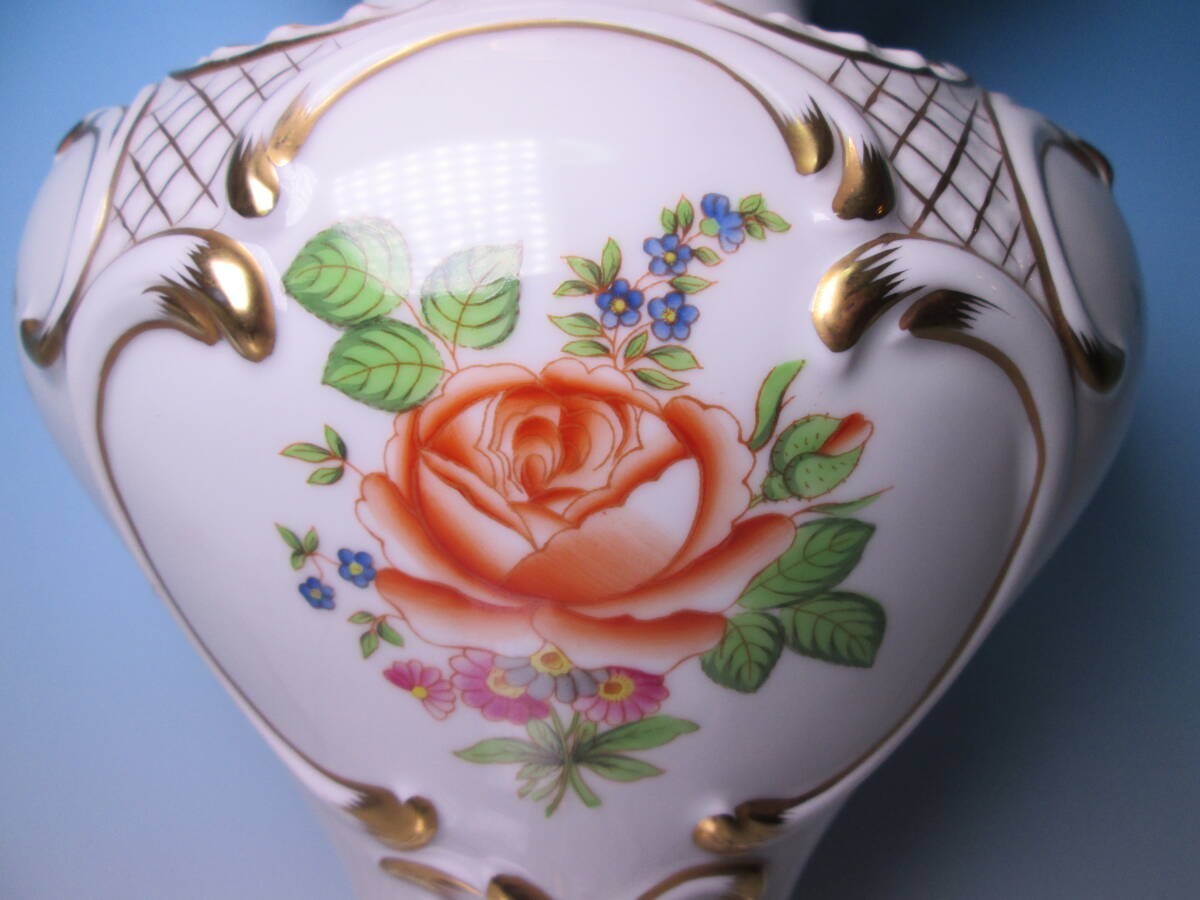 HEREND Rare Herend Victoria Bouquet Rose Decorative Variation 27cm Flower Vase
