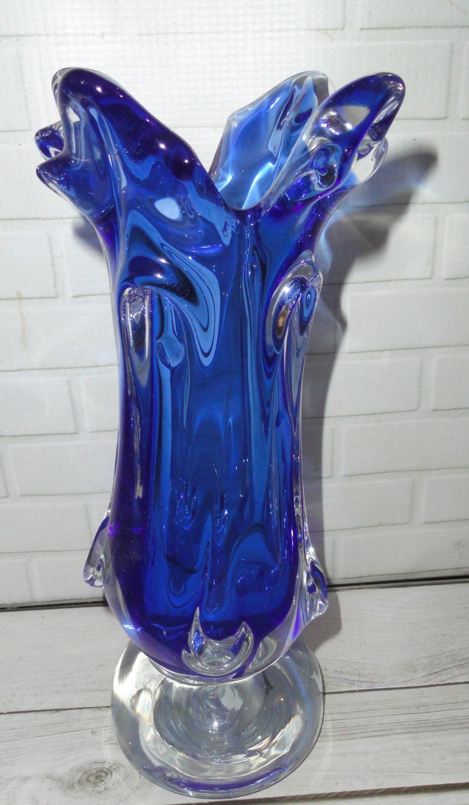 Hand Blown Sommerso Art Glass 10″ Vase