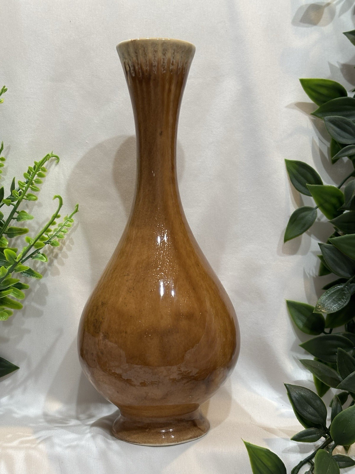 Pioneer Pottery USA Brown Drip Base Lotus Flower Mid Century 8.5” Vintage