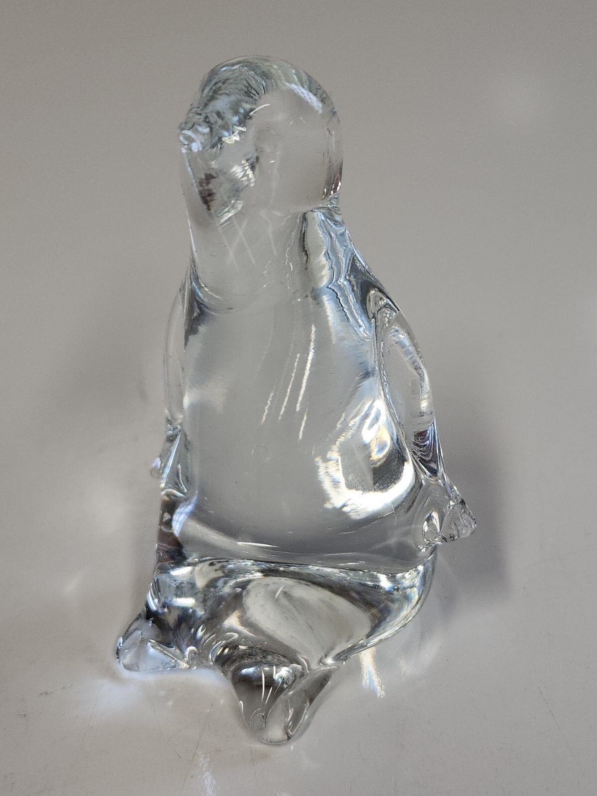 GIBSON Glass PENQUIN Figurine 4 Inches Tall Hand Made West Virginia