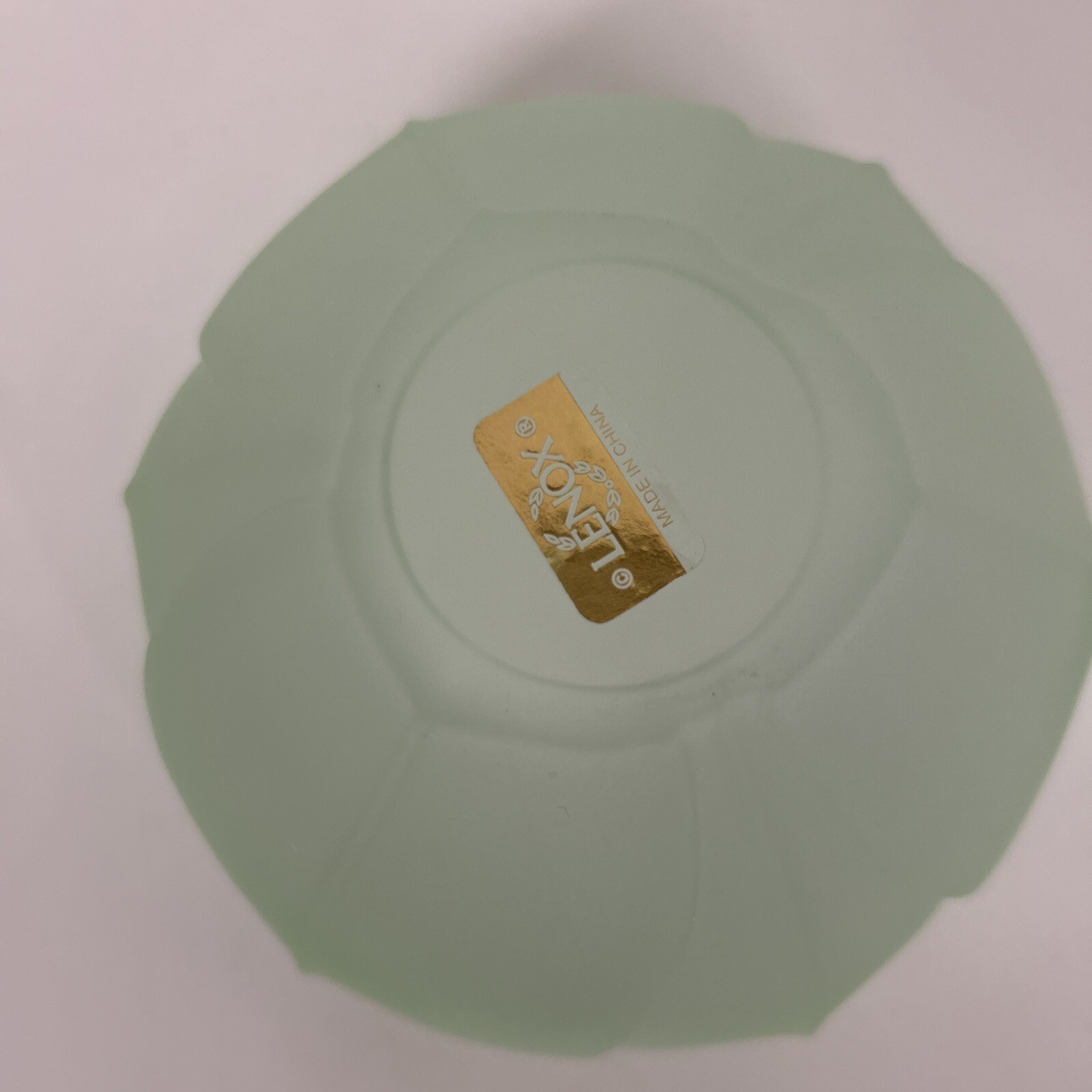 Lenox Mint green Tulip/Lotus Frosted Glass Flower Bowl/Votive Holder 6″x 3.75″