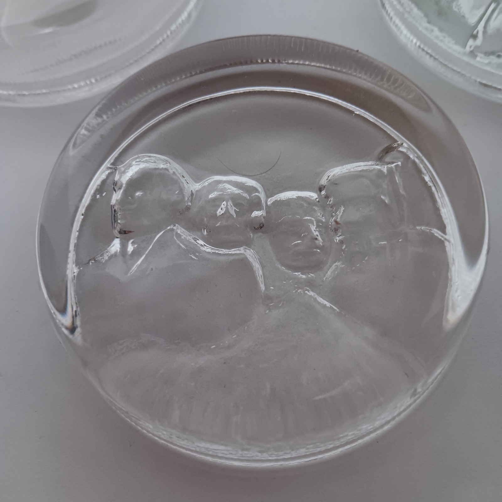 VTG Lot, JFK Portrait, 3 Glass Paperweights: 1977 Dime, 1974 Nickel, Mt Rushmore