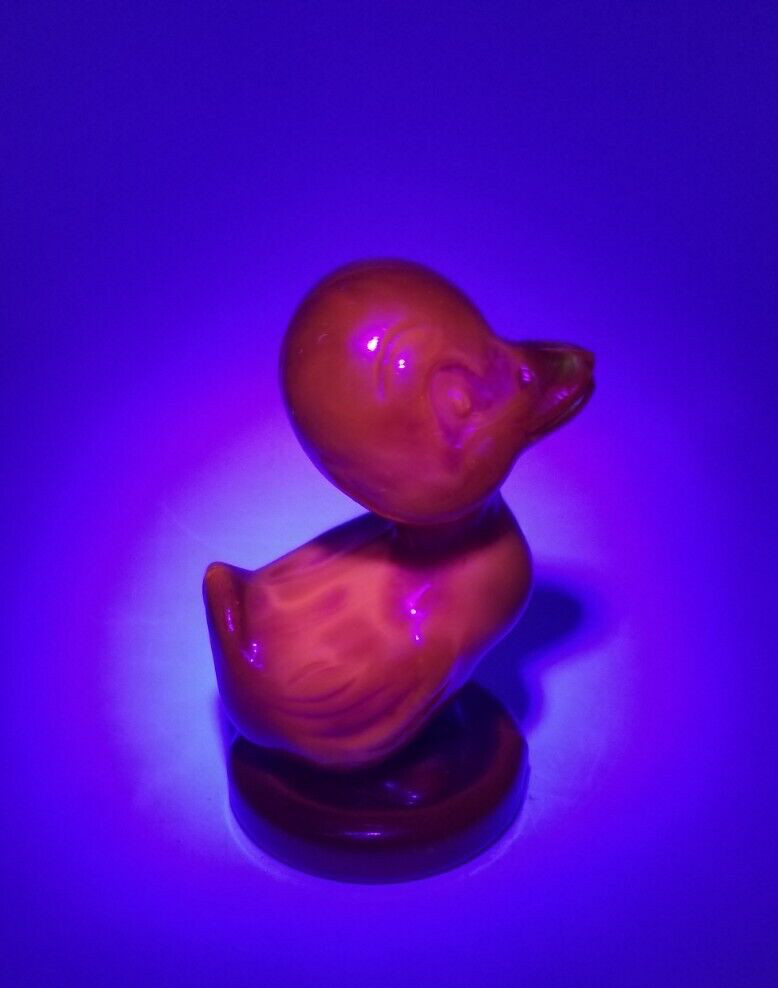 Vintage Boyd Debbie Duck Amberina / Slag Glass Figurine