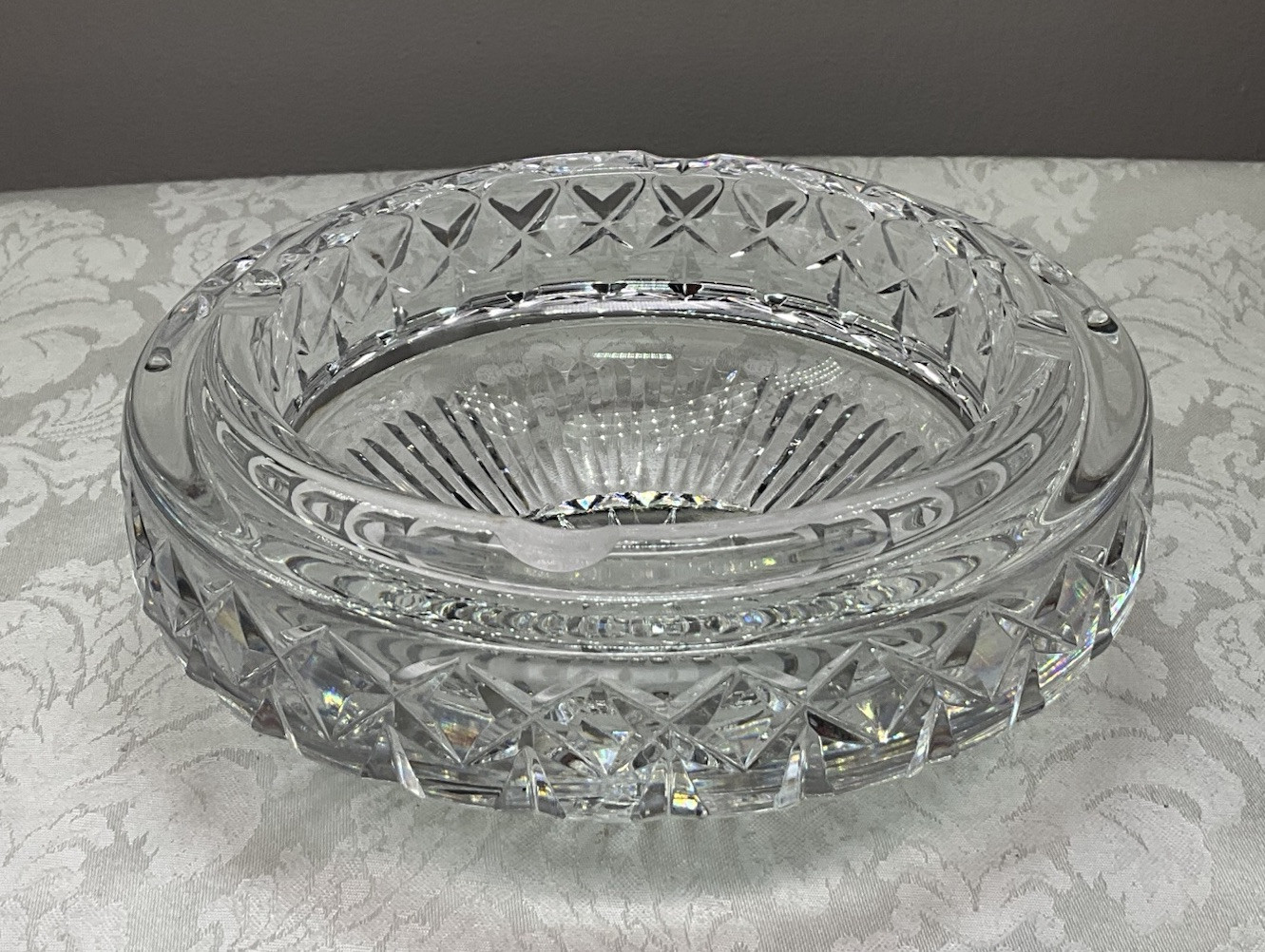 VINTAGE WATERFORD Crystal MASSIVE ASHTRAY 5.5 LBS 7” Diameter Read