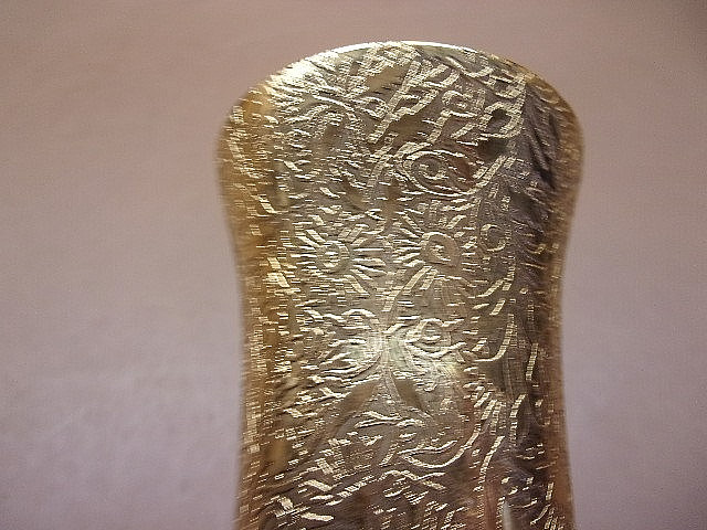 Vintage Single Gold Leaf Gilded Overlay Bud Vase 10″ Tall Beautiful Design LOOK!